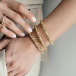 دستبند با نگین